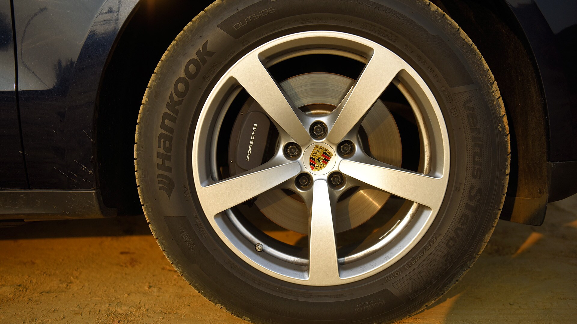 Porsche Macan 2016 R4 Exterior